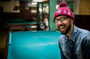 Gas-Lab (Federico Sixto) - pool hall shoot at "35 Billares", Buenos Aires